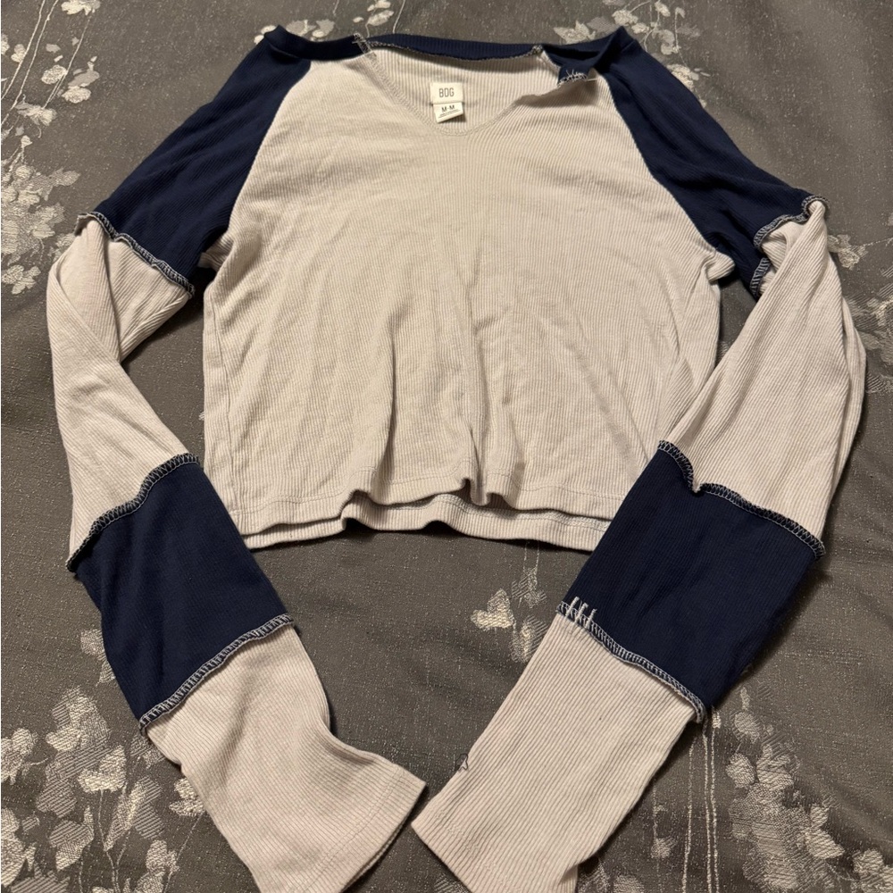 Urban Outfitters BDG Two-Tone Long Sleeve Top Size Medium